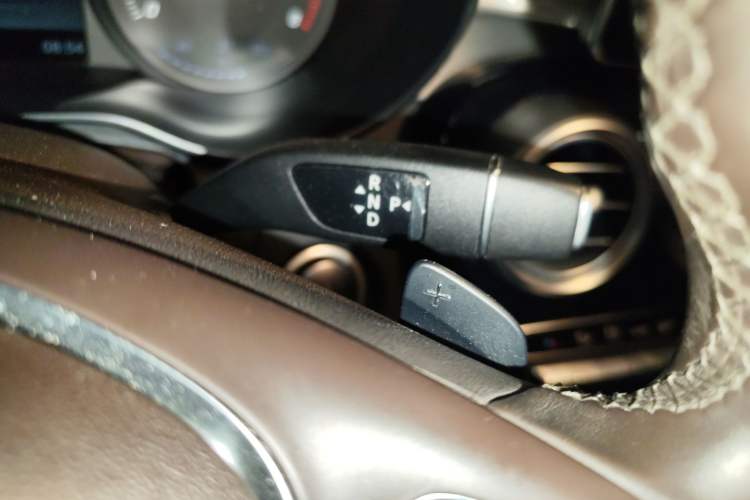 Used Mercedes-Benz GLC 2019 GLC 200 L 4MATIC Gear Lever