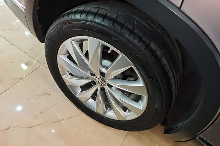 Used Volkswagen Tayron 2020 330TSI Two-Wheel Drive Luxury Connected Pro Edition