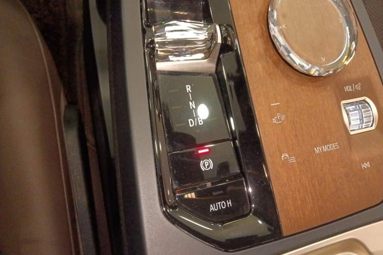 Used BMW iX 2023 xDrive40 Gear Lever