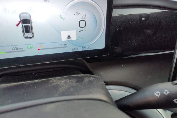 Used BYD Song Pro New Energy 2023 Champion Edition DM-i 110KM Excellence Model Odometer Close Up