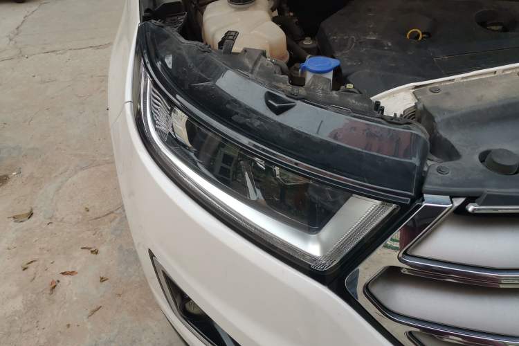 Used Ford Edge 2018 EcoBoost 245 Two-Wheel-Drive Titanium 7-Seater China V Standard