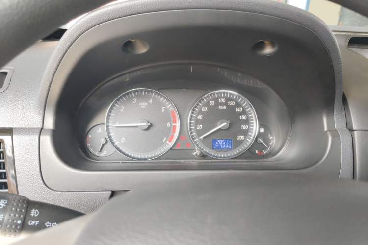 Used BAIC Weiwang M20 2014 1.5L practical type BJ415A Instrument Cluster