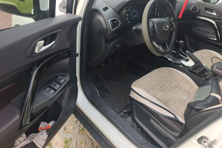 Used GAC Trumpchi GS4 2018 235T Manual Two-Wheel Drive Elite Edition Driver Seat