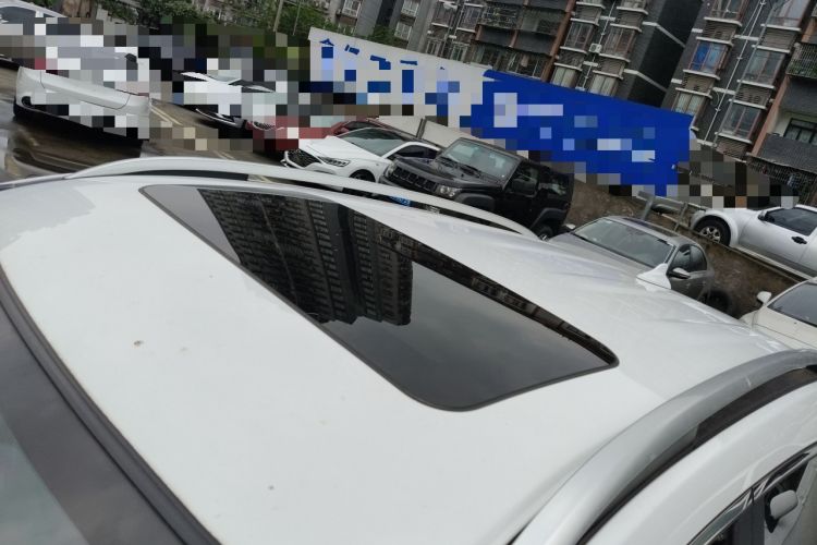 Used Haval H2 2016 Red Label 1.5T Manual Two-Wheel Drive Prestige Model Roof