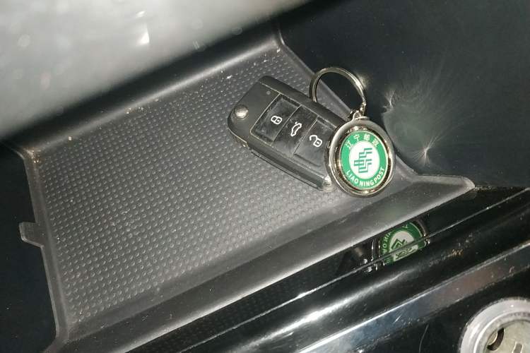 Used Volkswagen Tayron X 2020 330TSI Two-Wheel Drive Luxury Smart Connectivity Version Vehicle Key