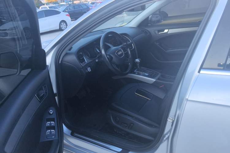 Used Audi A4L 2013 30 TFSI Automatic Comfort Model