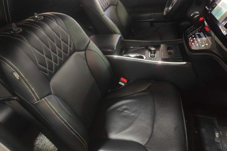 Used Honda Elysion 2019 2.0L Hybrid Comfort Edition
