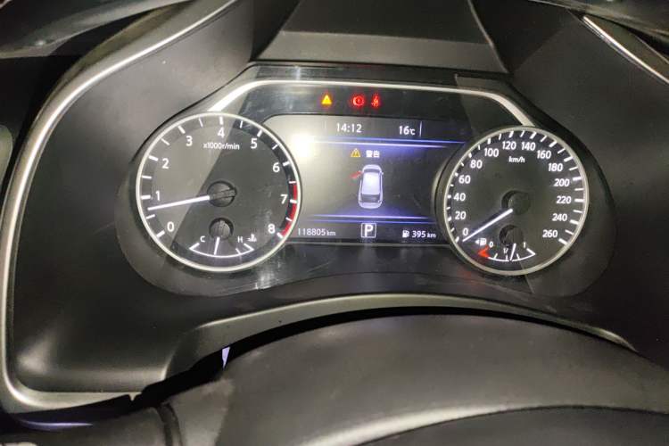 Used Nissan Murano 2019 2.5L XL Two-Wheel Drive SmartConnect Luxury Edition China V Standard Odometer Close Up