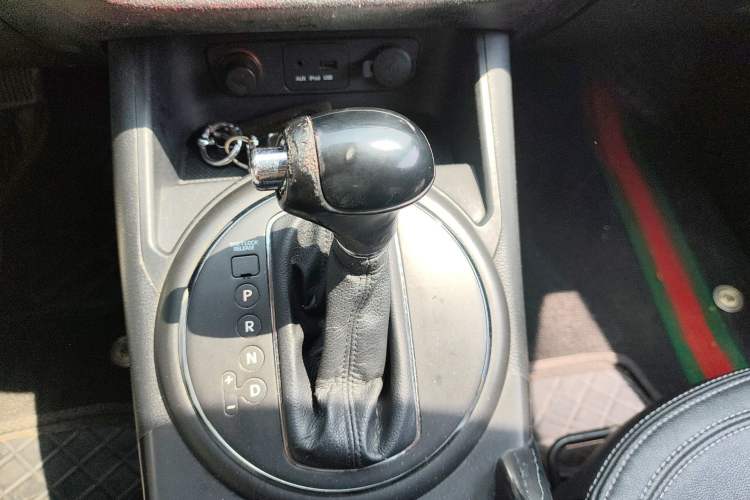 Used Kia Sportage R 2012 2.0L Automatic Two-Wheel Drive NAVI
