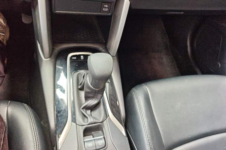 Used Toyota FRONTLANDER 2023 2.0L CVT Elite Edition