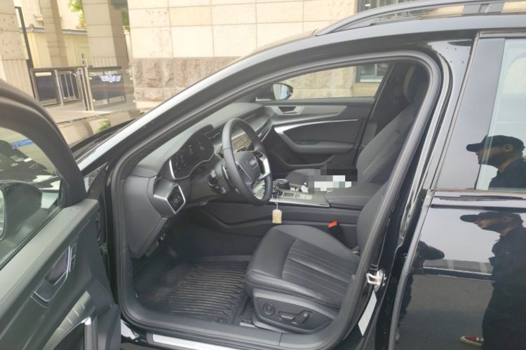 Used Audi A6 2022 allroad quattro Explorer 55 TFSI Prestige Off-Road Model