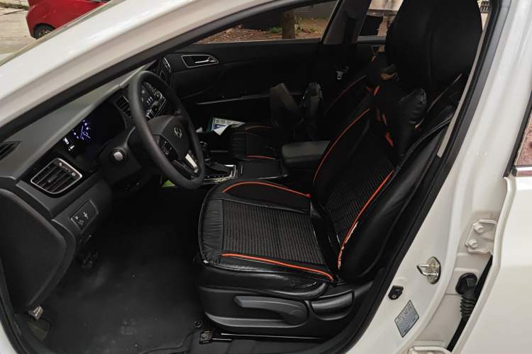 Used Hyundai Mistra 2016 1.8L Automatic Smart GLS
