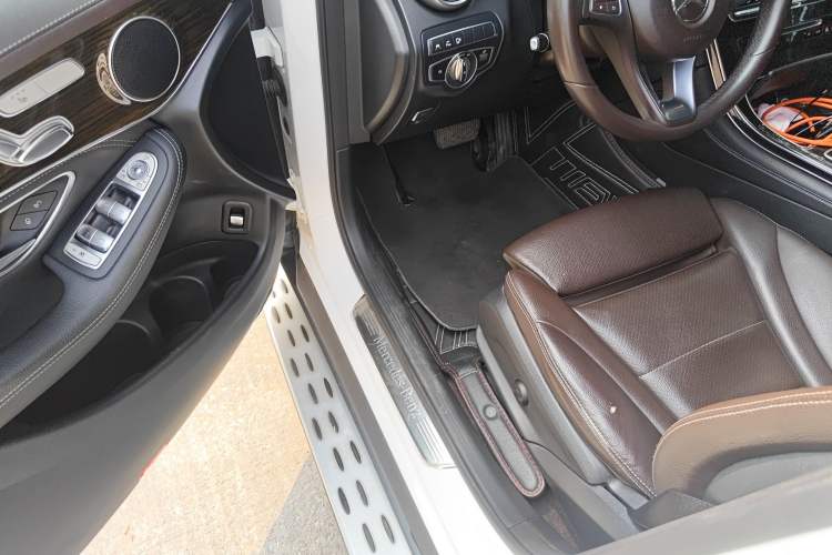 Used Mercedes-Benz GLC 2018 Facelifted GLC 260 4MATIC Dynamic Edition