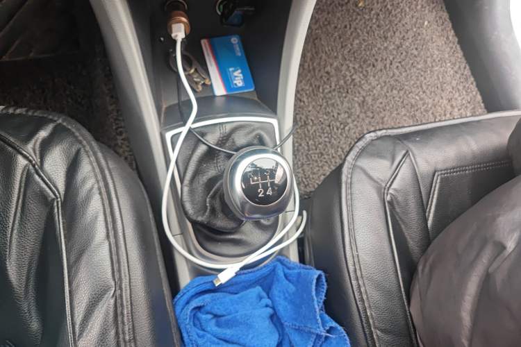 Used Hyundai Verna (older generation) 2014 1.4L Manual Smart GLS Trim
