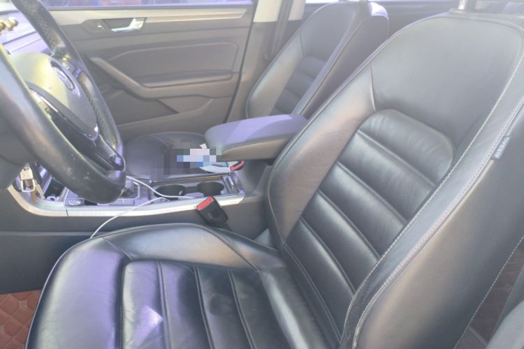 Used Volkswagen Passat 2016 330TSI DSG Luxury Edition
