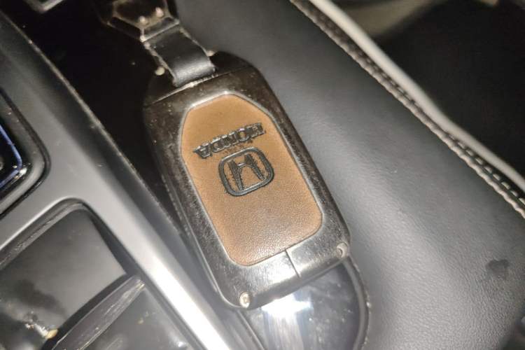 Used Honda UR-V 2020 370TURBO Two-Wheel Drive Luxury Edition Vehicle Key