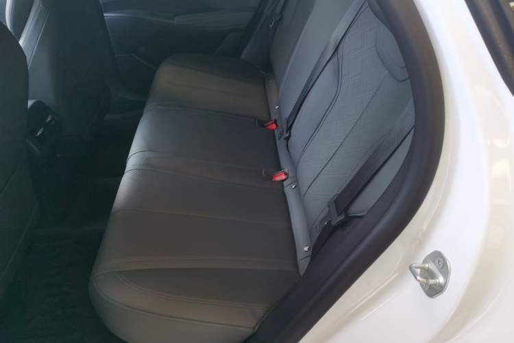 Used BYD Qin PLUS 2025 DM-i Smart Drive 55KM Leading Model Left Rear Seat