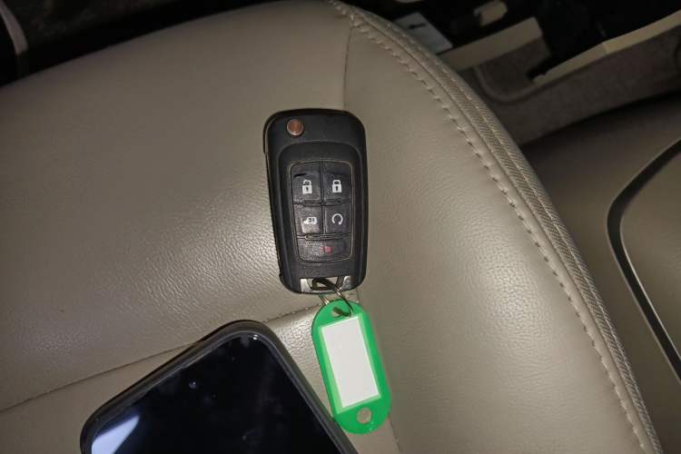 Used Buick GL8 2018 28T Luxury Model China VI Standard Vehicle Key