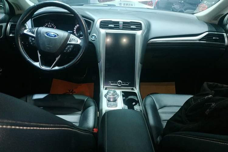 Used Ford Mondeo 2020 EcoBoost 180 Stylish Model
