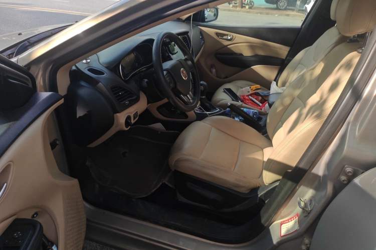 Used Fiat Viaggio 2012 1.4T Automatic Enjoyment Edition
