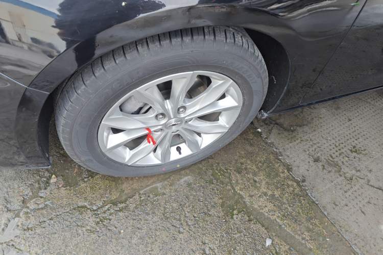 Used Chevrolet Malibu XL 2022 535T Automatic Sport Edition Left Front Wheel Hub