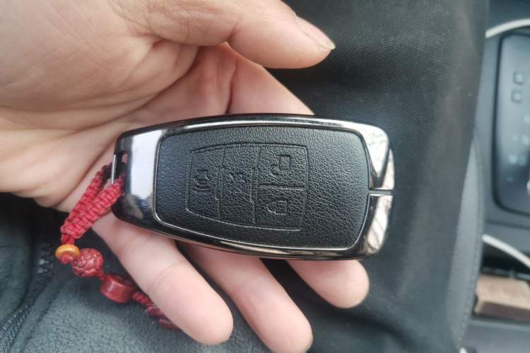 Used BAIC Senova X65 2015 2.0T Automatic Elite Model