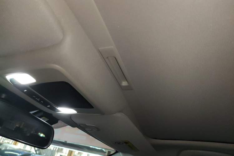 Used Honda Vezel 2023 1.5L CVT Tech Edition