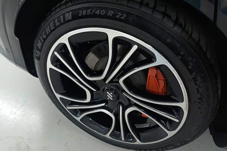 Used IM LS7 2023 100kWh Lux All-Wheel-Drive Version
