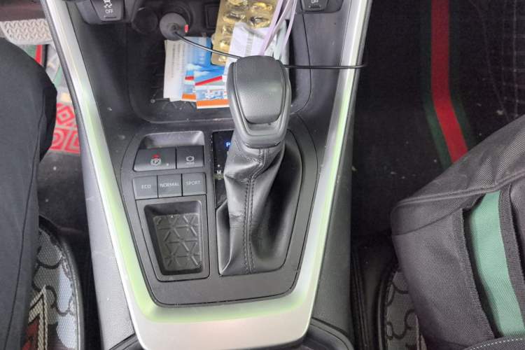Used Toyota RAV4 2021 2.0L CVT Two-Wheel Drive Urban Edition
