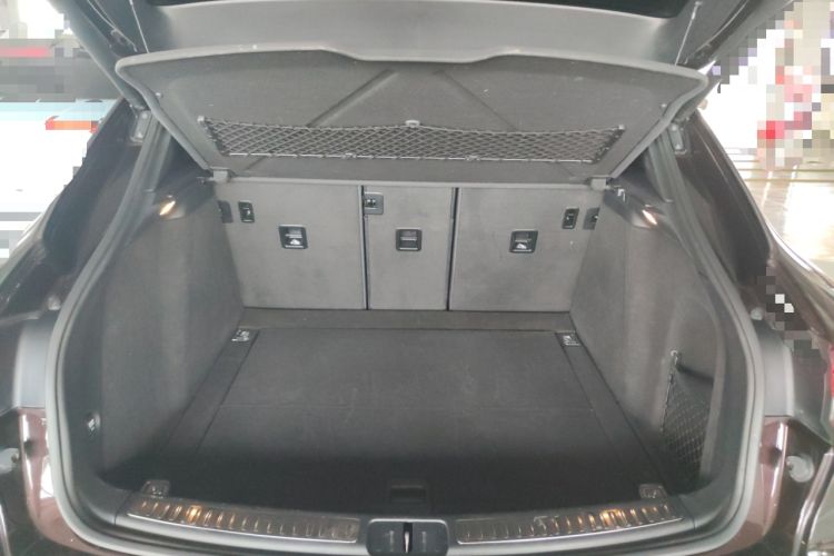 Used Porsche Macan 2020 Macan 2.0T Trunk