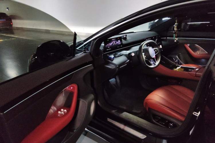 Used Hima Luxeed S7 2024 Max RS Four-Wheel-Drive Performance Edition
