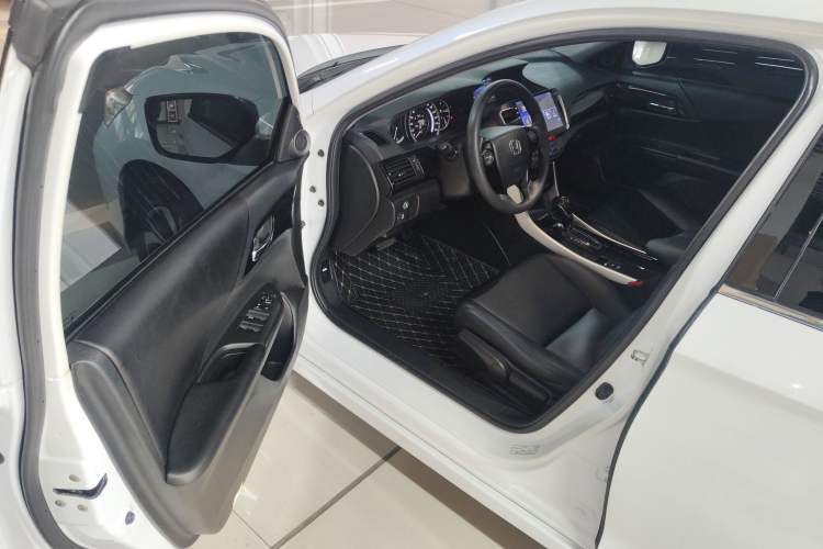 Used Honda Accord 2016 2.0L Comfort Edition
