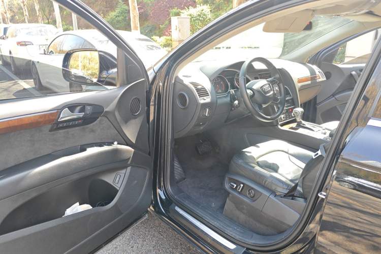 Used Audi Q7 2012 3.0 TFSI Ambition (200kW)
