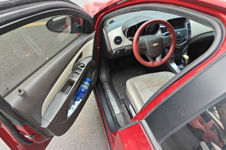 Used Chevrolet Cruze 2015 1.5L Classic SE AT
