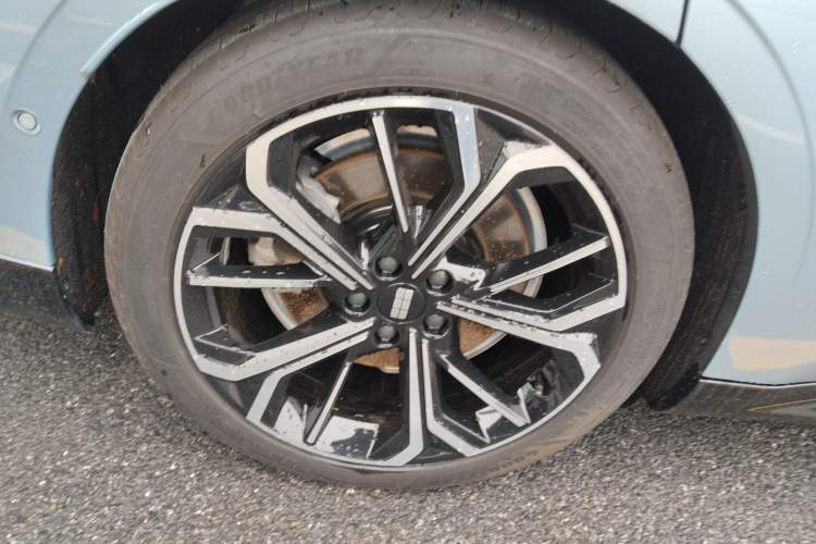 Used Geely Galaxy E8 2025 700 km Long-Range Intelligent Driving Version