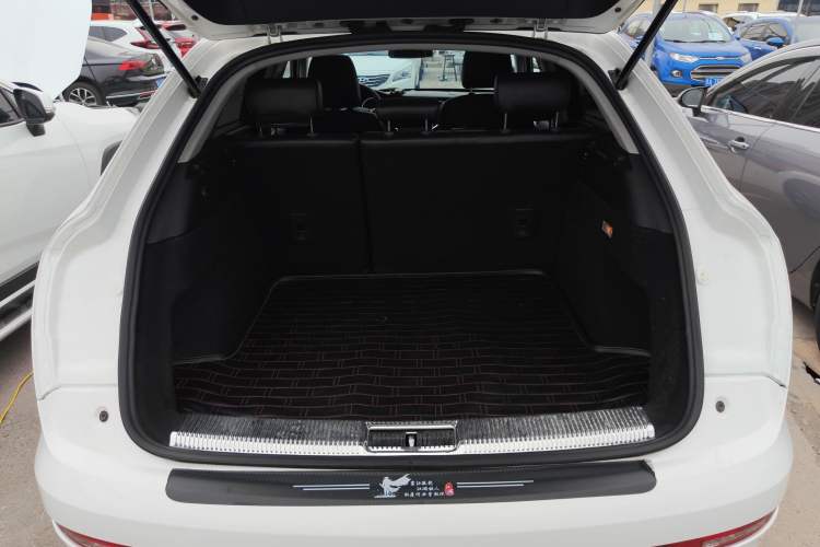 Used Zotye SR7 2016 1.5T Manual Cube Heart Edition China IV Standard