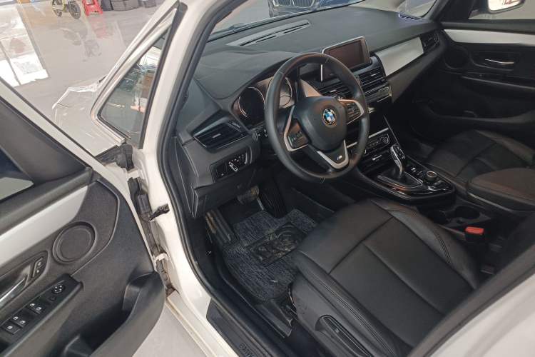 Used BMW 2 Series Gran Tourer 2019 220i Leading Model Driver Seat