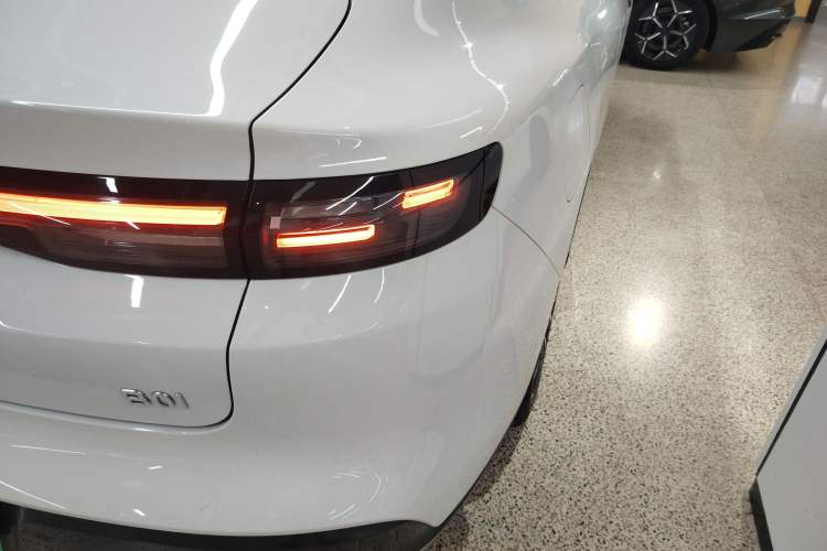 Used Leapmotor B01 2025 650 Enjoyment Edition Right Rear Taillight