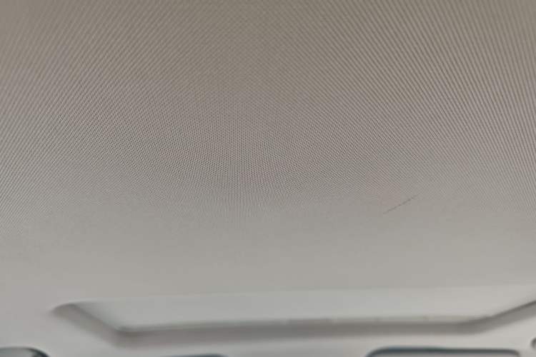Used Roewe 360 2015 1.5L Automatic Luxury Edition
