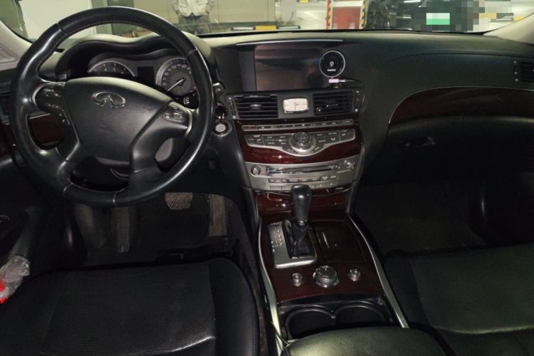 Used Infiniti Q70 2013 Q70L 2.5L Elegance Edition