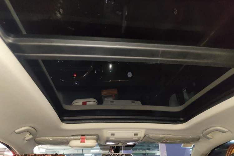 Used Volkswagen Tharu 2021 280TSI Two-Wheel-Drive Luxury Plus Edition
