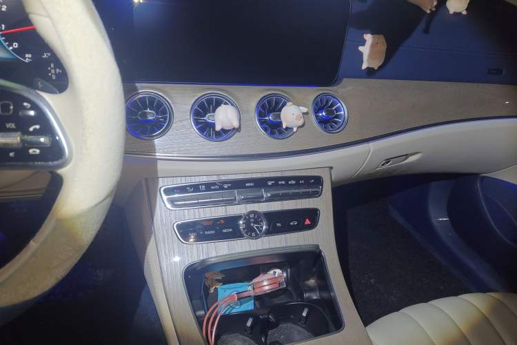 Used Mercedes-Benz E-Class 2019 E 200 4MATIC Coupe

