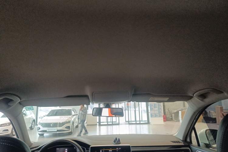 Used Volkswagen Tiguan L 2023 330TSI Automatic Two-Wheel Drive Comfort Edition Headliner