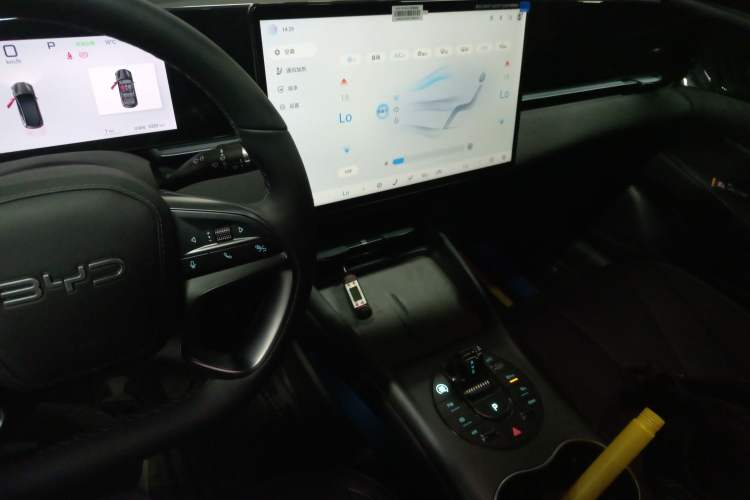 Used BYD Seal 2025 650 Zhihang Edition Audio And AC Panel