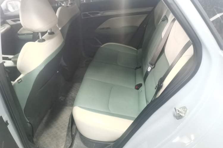 Used Geely Auto Emgrand L HiP 2022 1.5TD-DHT Pro 100KM Super Swift
