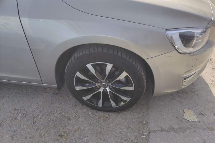 Used Volvo S60 2019 S60L Facelift T5 Intelligent Advanced Edition