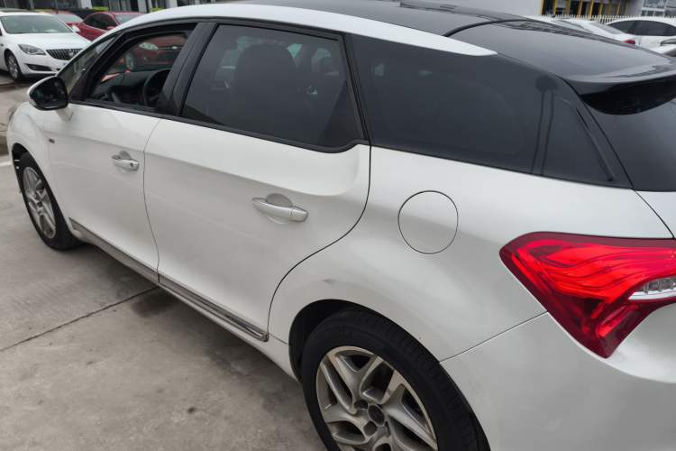 Used DS 5 2013 1.6T Elegant Edition THP160