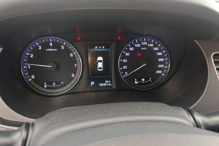 Used Hyundai Mistra 2014 1.8L Automatic Deluxe DLX Model Instrument Cluster