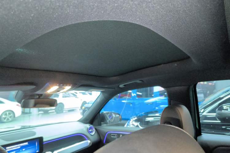 Used Mercedes-Benz GLB 2024 Refresh GLB 220 Fashion Edition Headliner