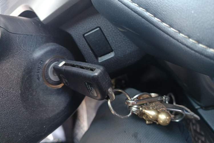 Used Toyota RAV4 2015 2.0L CVT Two-Wheel Drive Fashion Edition
